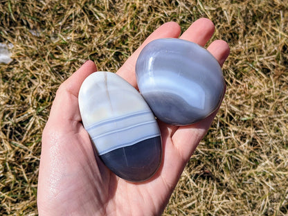 Banded Agate Palm Stones