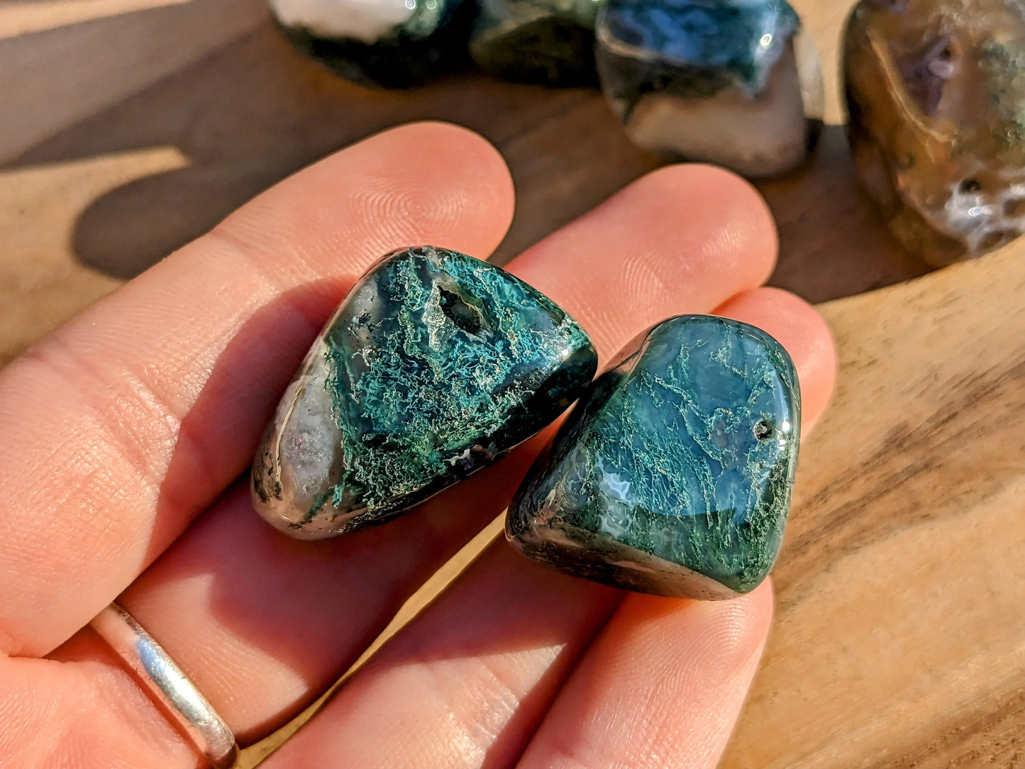 Moss Agate Tumbled Stones