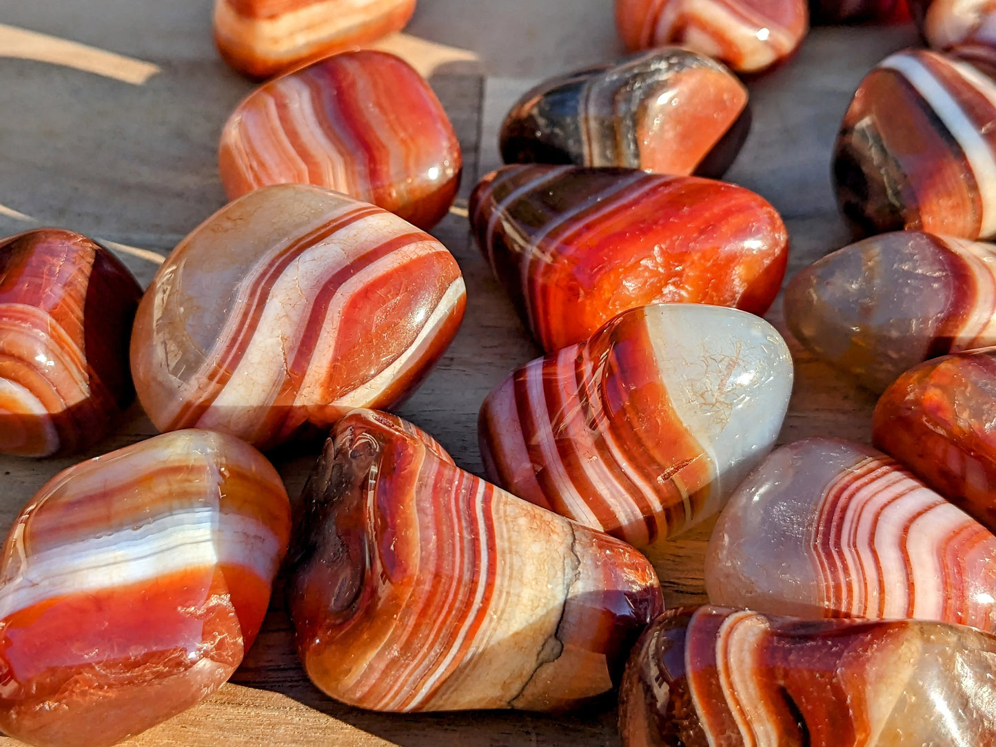 Banded Sardonyx Tumbled Stones