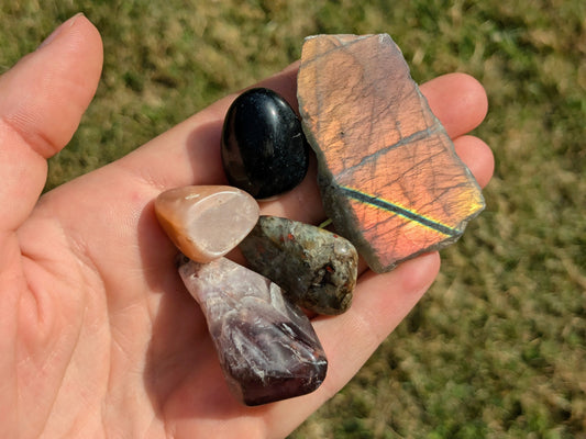 SAMHAIN Crystal Kit