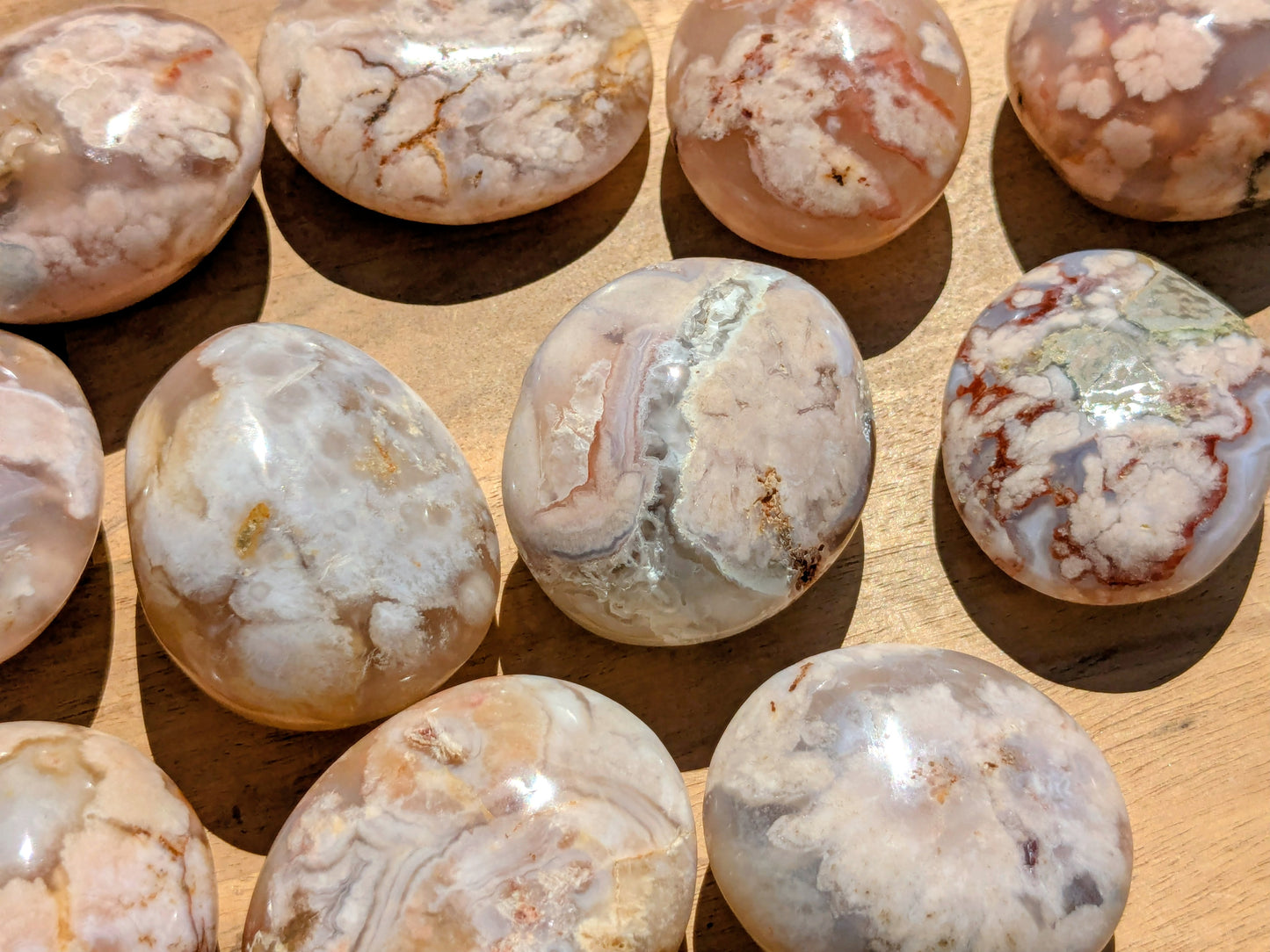 Flower Agate Palm Stones